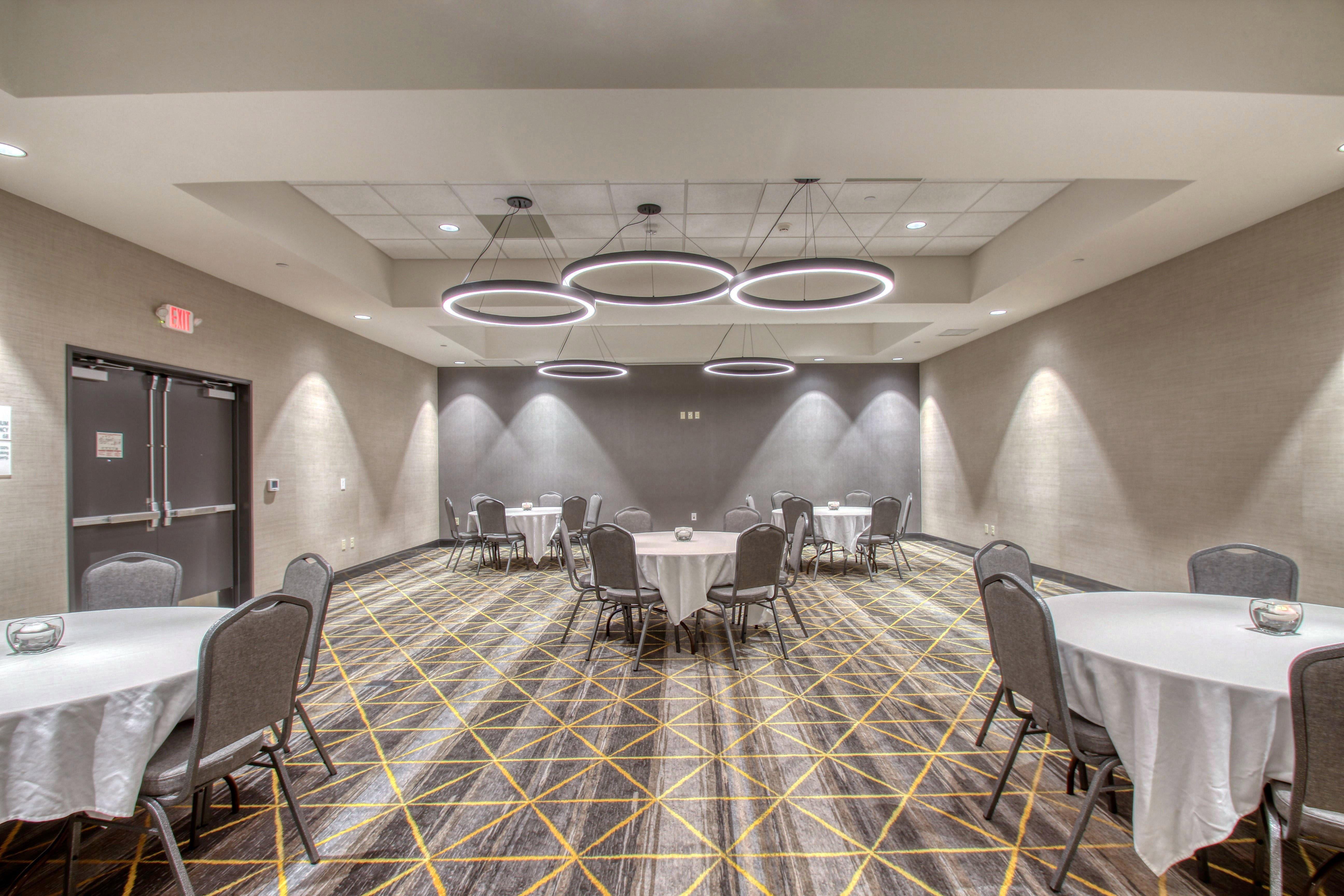 Holiday Inn - Appleton By Ihg Exterior photo